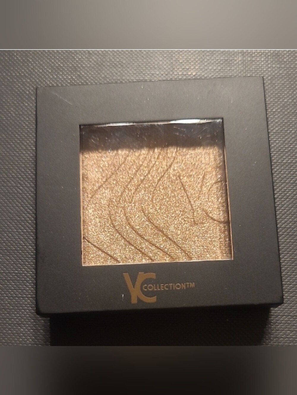 New! YC COLLECTION Shimmering Gold Coin Highlighter